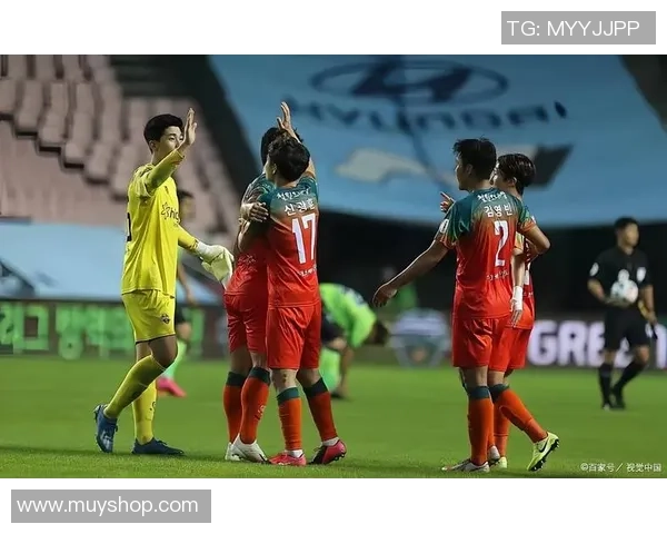 中超激战莱比锡狂胜波尔图六球大逆转引爆全场激情