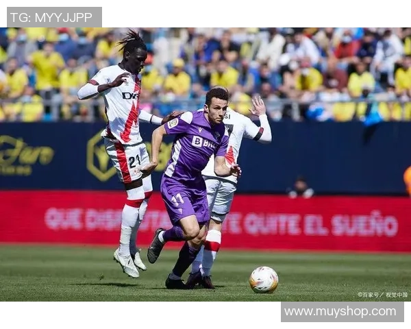 德甲精彩对决那不勒斯与莱比锡战成平局帽子戏法引发全场狂欢