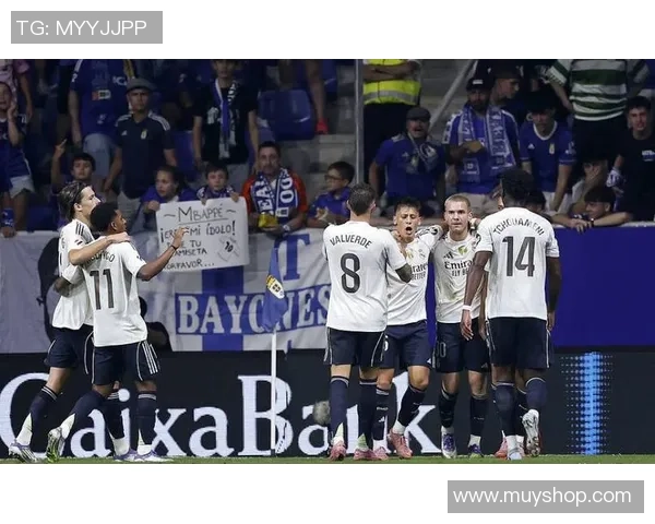 西甲激战里昂逆转皇马补时绝杀引发转会风波与球迷热议